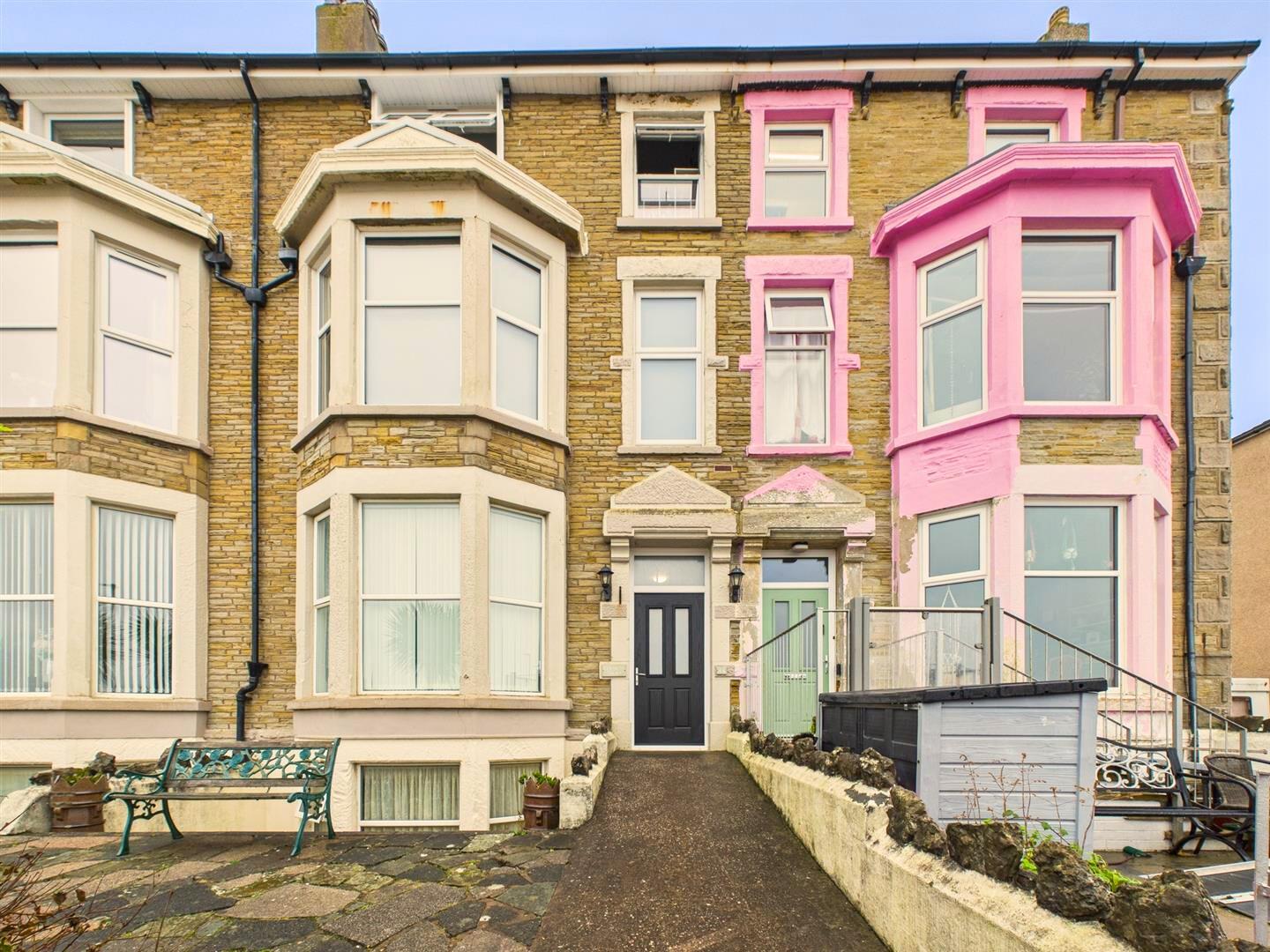 Flat 10, Clandon Court, 42-46 Sandylands Promenade, Morecambe LA3 1DW